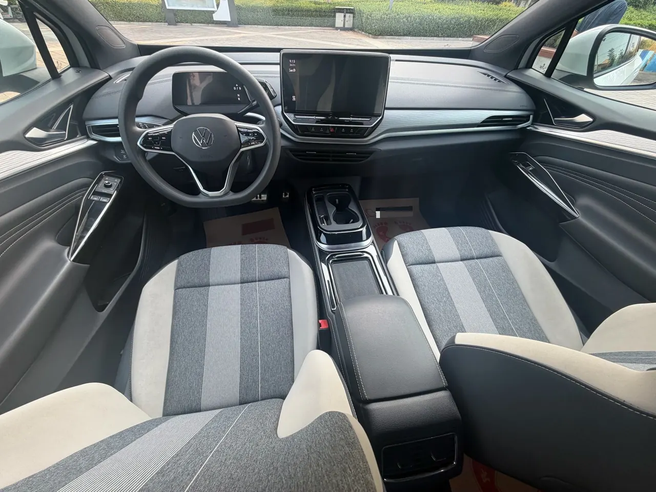 Volkswagen 2024 ID. 4 CROZZ Pure Limited Edition Automatic Transmission 5