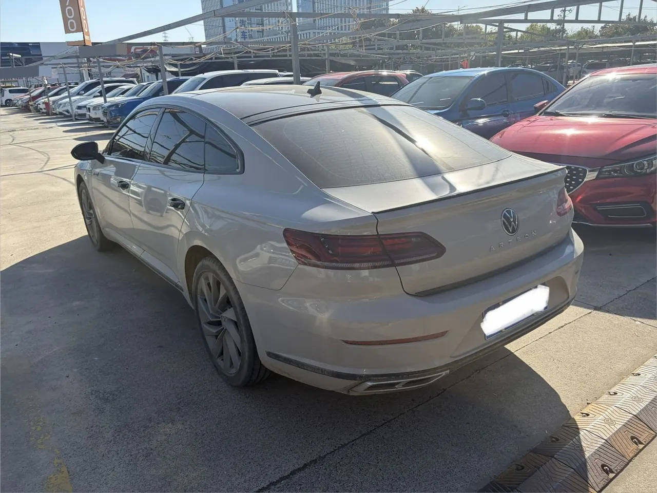 Volkswagen 2023 CC 2.0TSI 380TSI eye-catching automatic gear 9