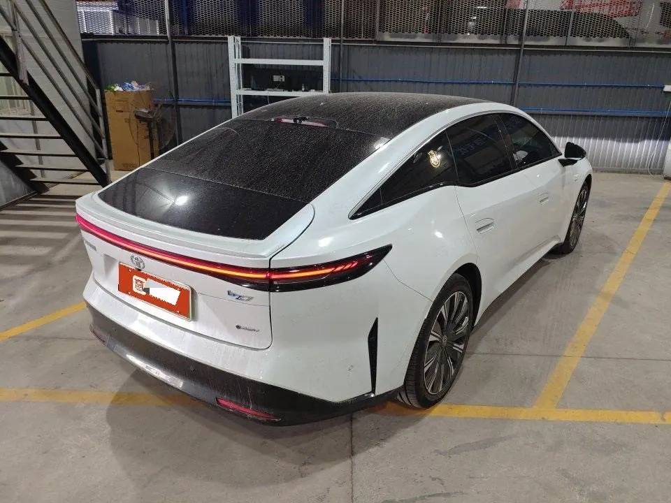 Toyota 2026 Platinum Intelligence 7 600 Pro Automatic Gear 3