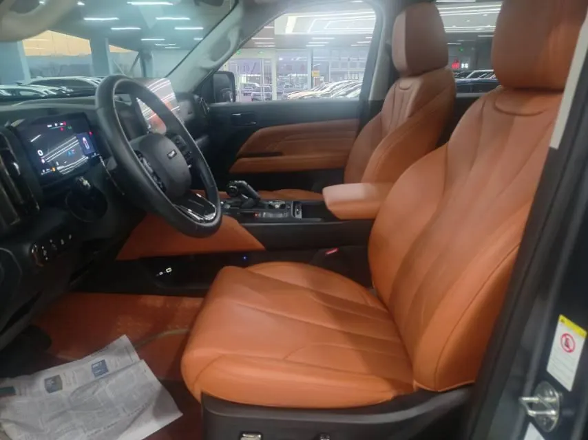 Haval 2024 H9 2.0T 4-wheel drive extension version automatic gear 4