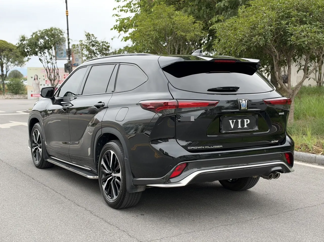Toyota 2024 Crown Land Release HEV 2.5 Stepless Four-wheel Drive Premium Edition Automatic Gear 6