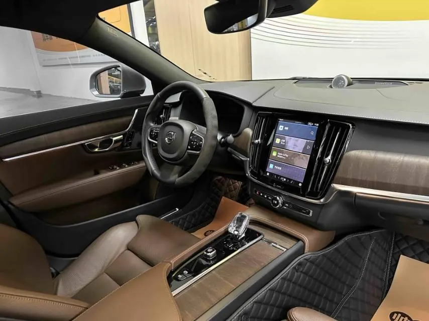 Volvo 2021 S90 48V 2.0T B5 Zhiyuan Deluxe Edition Automatic Gear 6