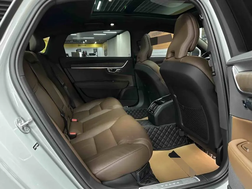 Volvo 2021 S90 48V 2.0T B5 Zhiyuan Deluxe Edition Automatic Gear 7