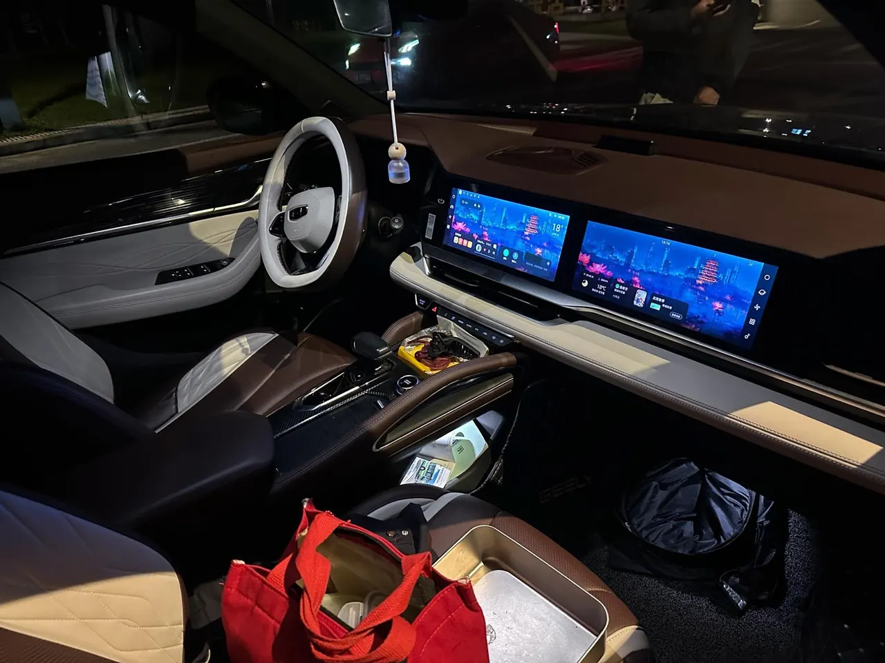 Geely 2021 XingyueL (Monjaro) 2.0TD EVO two-wheel drive distinguished automatic transmission 10