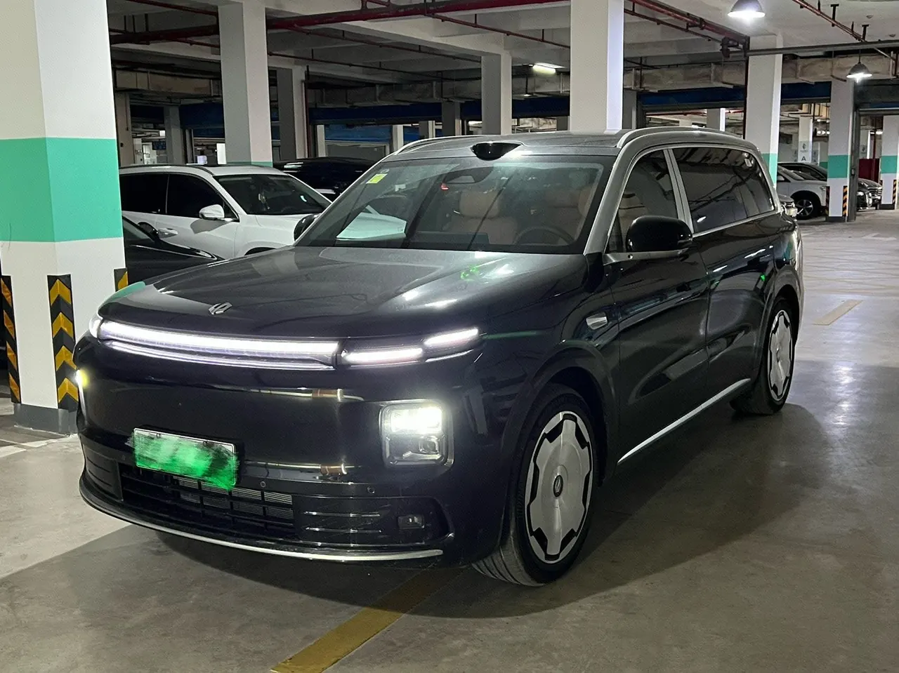 Leapmotor 2026 D 19 500 Zhizun Edition 6-seat Automatic Gear - View 1