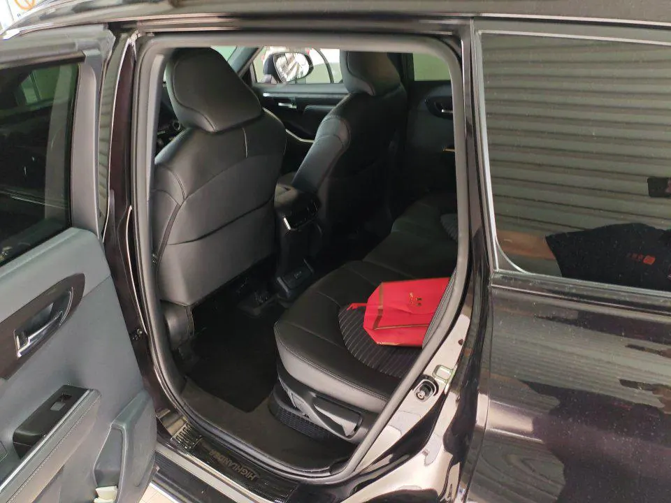 Toyota 2021 Crown Land Release 2.5 Stepless Four-wheel Drive Premium Edition Automatic Gear 3