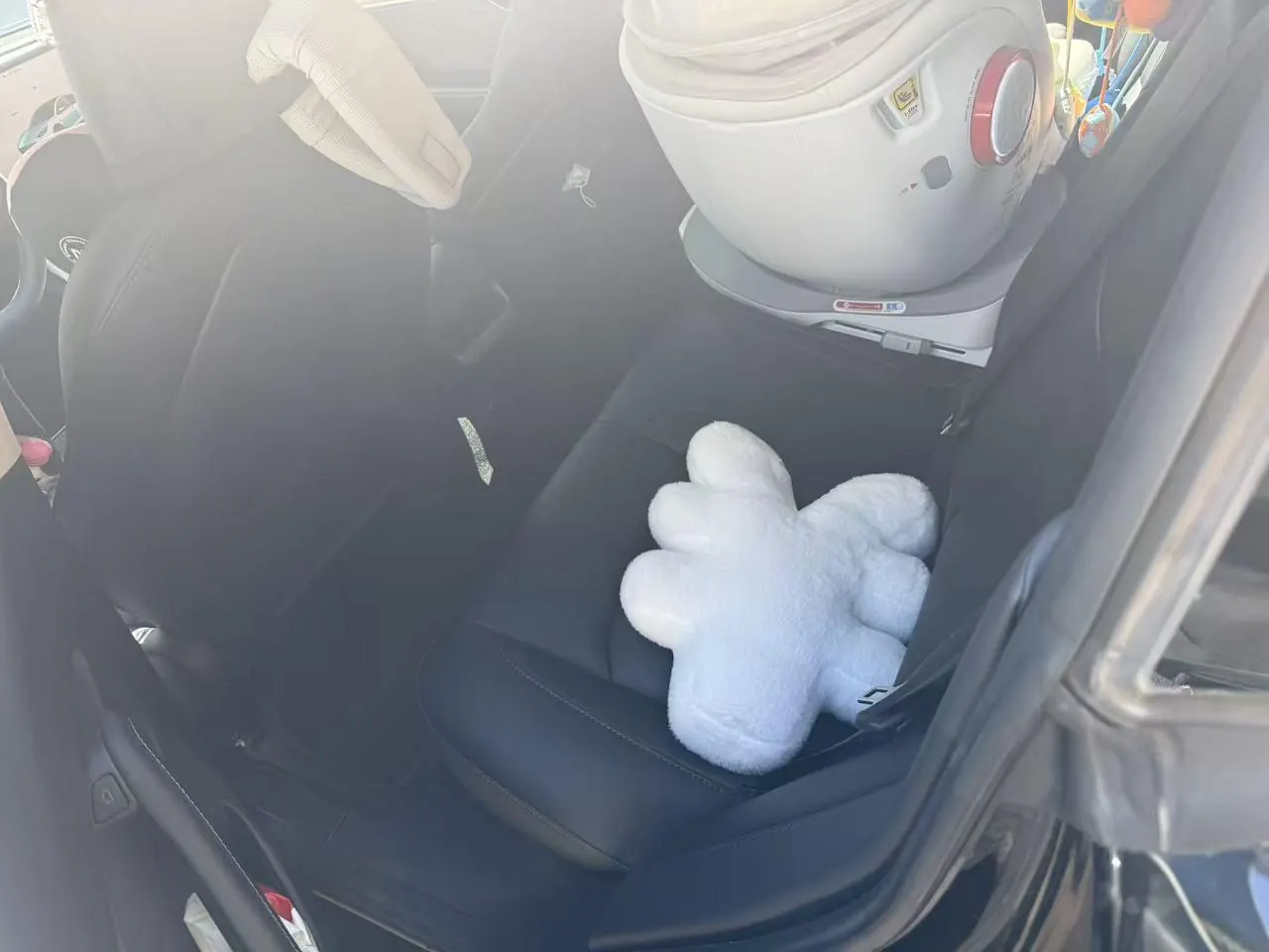 Tesla 2022 Model 3 rear-wheel drive version of automatic transmission 4