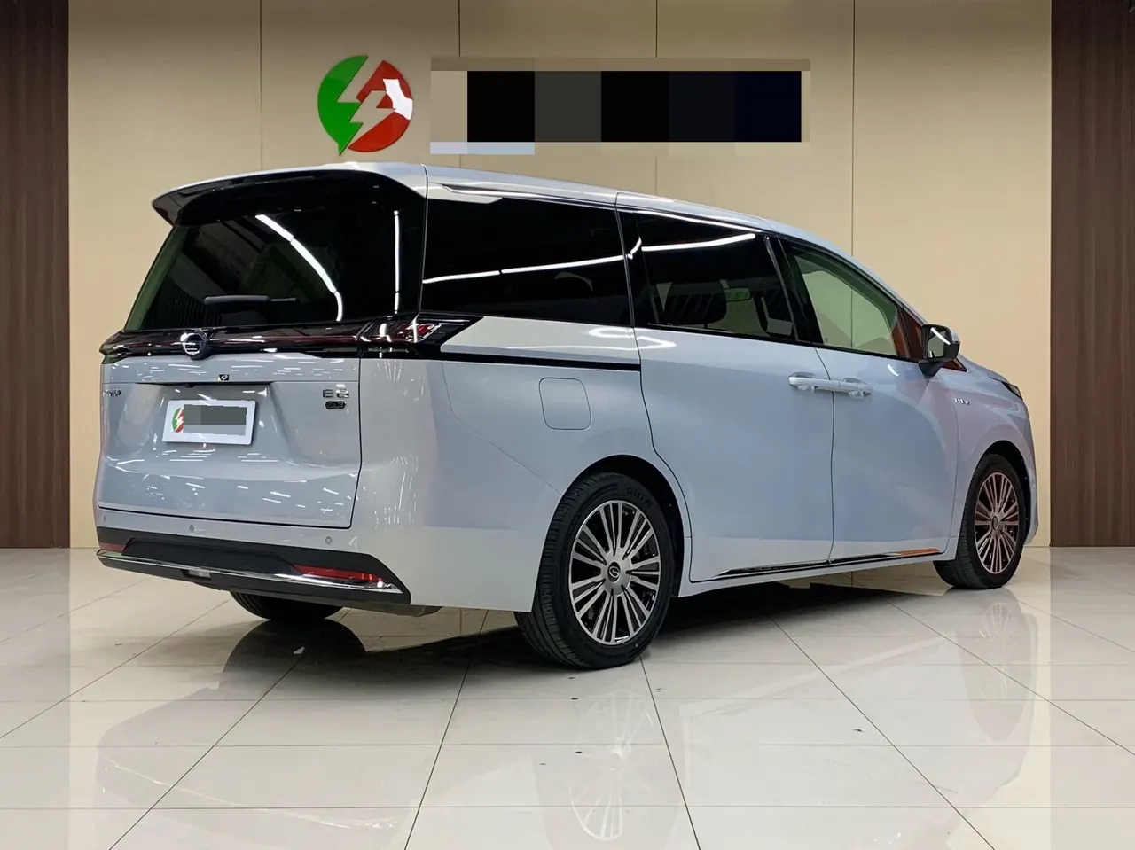 GAC Trumpchi 2024 E8 2.0 150km MAX Automatic Transmission 5