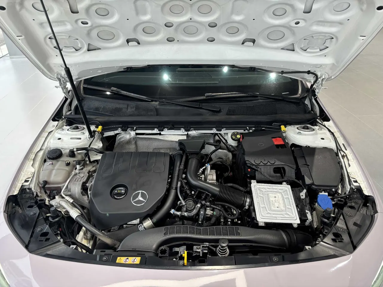 Mercedes Benz Class A 2022 A 200 L 1.3T Fashion Automatic Gear 16