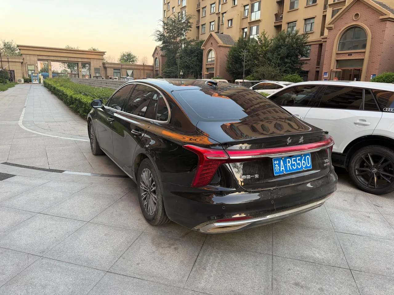 HongQi 2024 H5 1.5T Zhilian Flag Rhyme Edition Automatic Gear 4