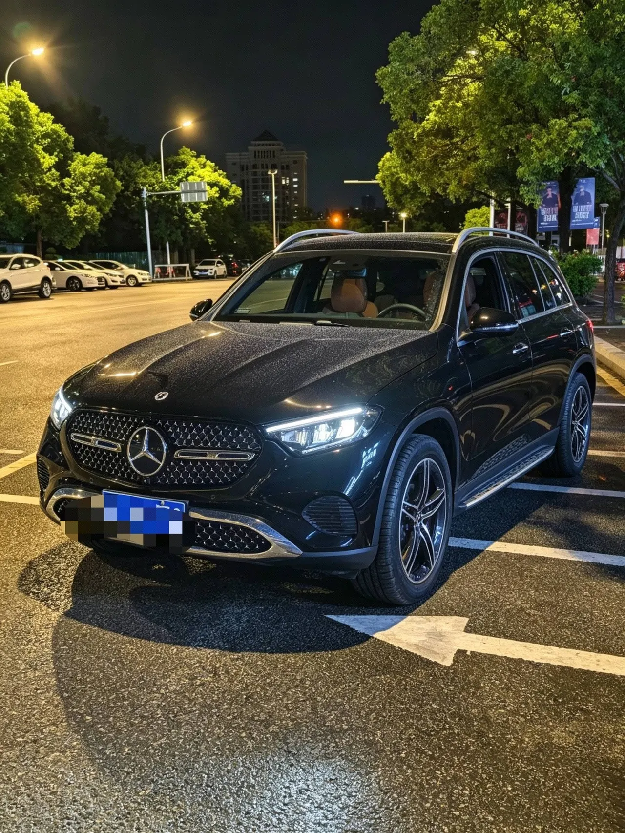打开图片灯箱:Mercedes Benz 2026 GLC 260 L 4MATIC 48V 2.0T Classic Edition (Modified) Automatic Gear
