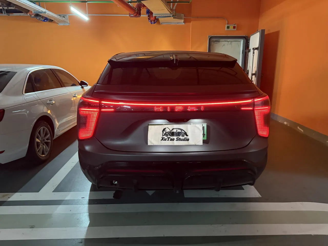HiPhi 2021 HiPhi X Flagship 6-seat Automatic Gear 6