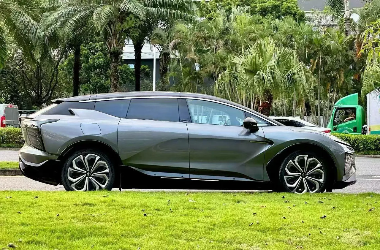 HiPhi 2021 HiPhi X Flagship 6-seat Automatic Gear 4