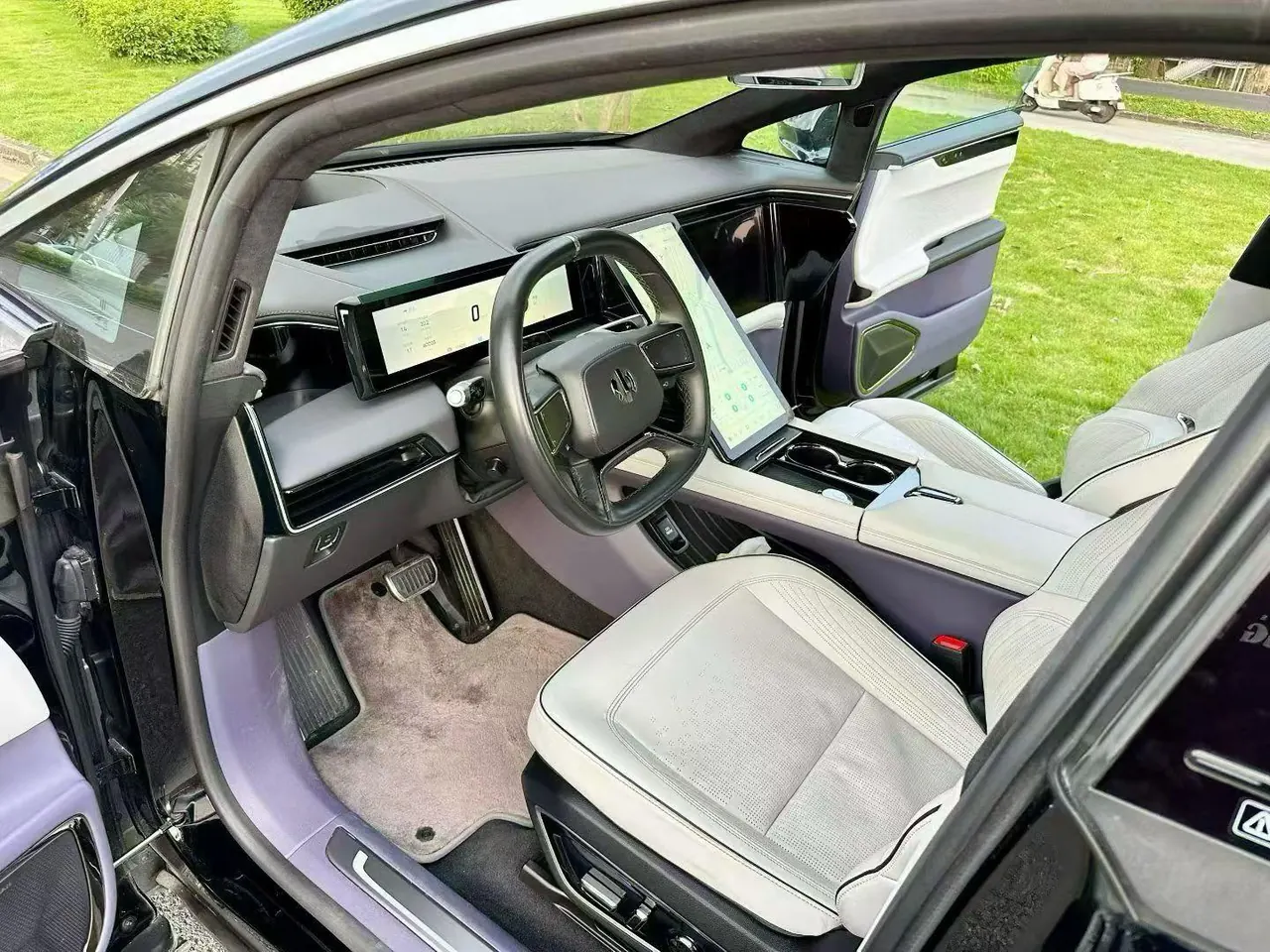 HiPhi 2021 HiPhi X Flagship 6-seat Automatic Gear 7