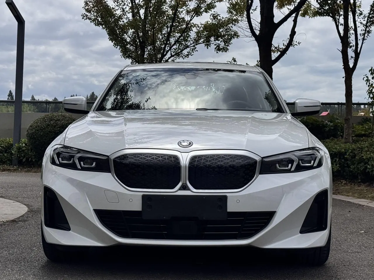 BMW 2026 i3 eDrive 35 L (modified) automatic gear 2