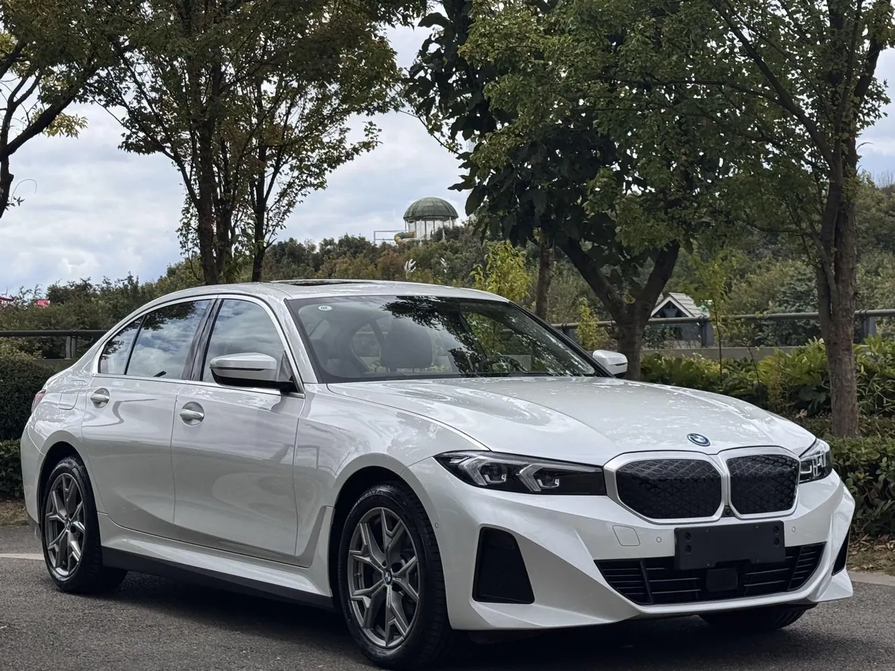 BMW 2026 i3 eDrive 35 L (modified) automatic gear 3