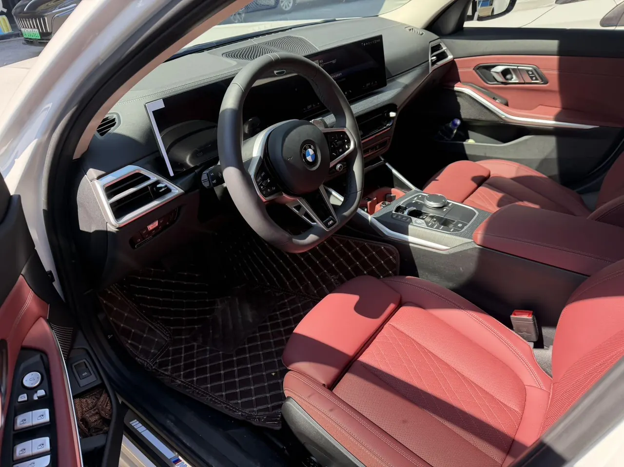 BMW 3 Series 2026 325Li 2.0T M Sports Suit Automatic Gear 2