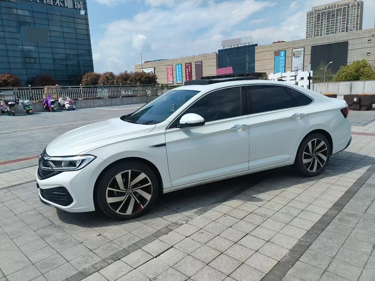 Open image lightbox: Volkswagen 2023 Sagittarius 1.5TSI 300TSI Excellent Edition Automatic Gear