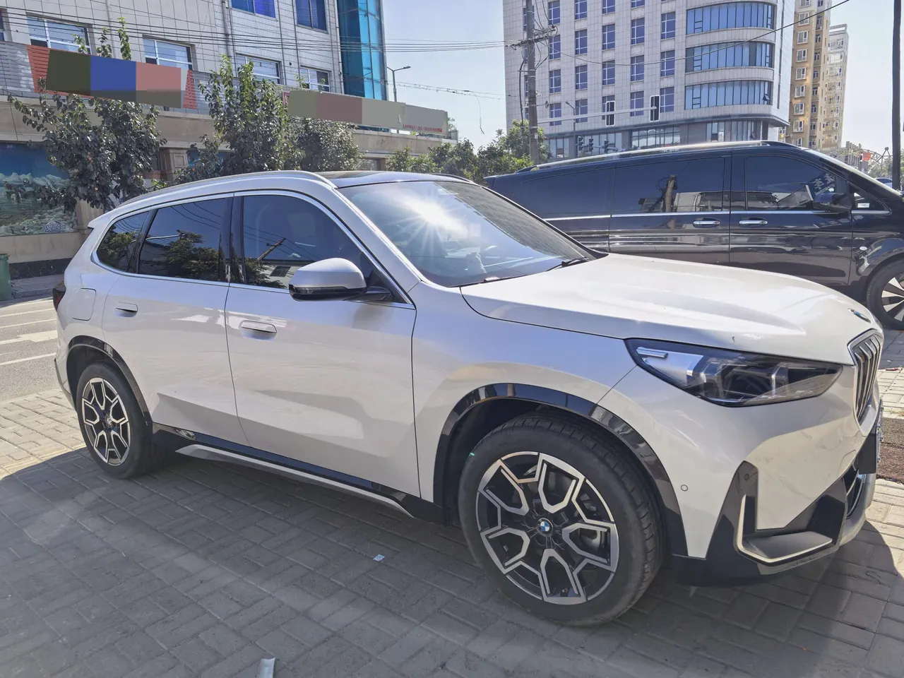 BMW 2024 X1 sDrive25Li 2.0T X design set automatic gear 3