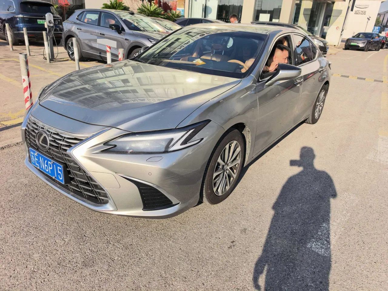 Open image lightbox: Lexus ES (Imported) 2025 ES200 2.0 Stepless Edition Automatic Gear