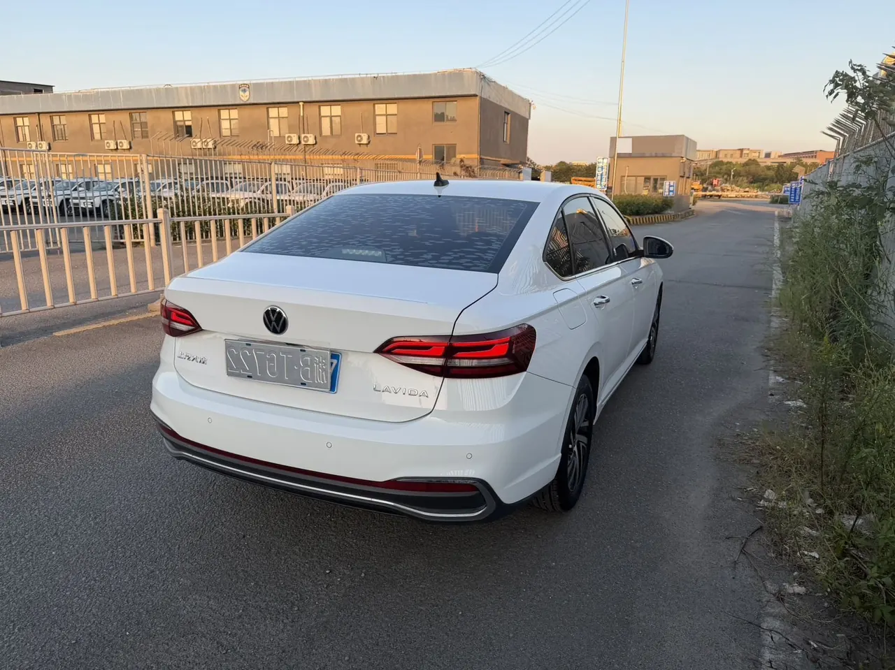 Volkswagen 2023 LaVida 1.5 5 Million Edition Automatic 9