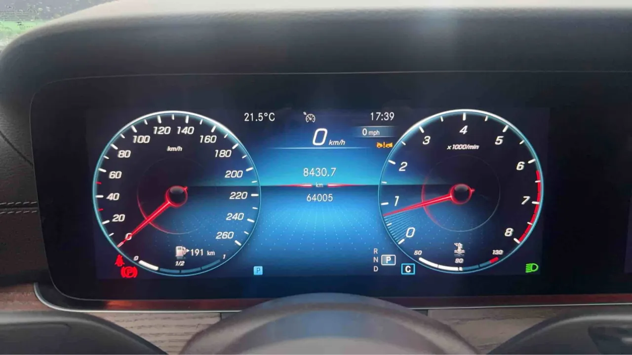Mercedes Benz E Class 2023 E 300 L 2.0T Luxury Automatic Gear 8