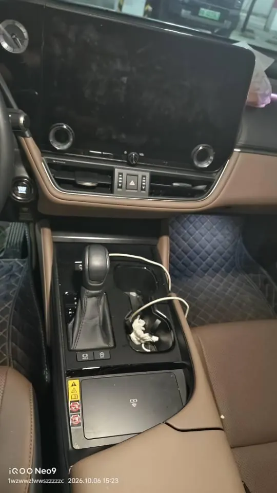 Lexus ES (Imported) 2025 ES200 2.0 Stepless Edition Automatic Gear 3