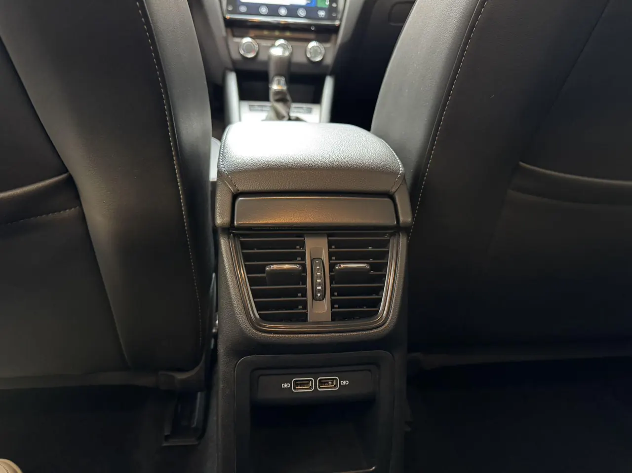 Skoda 2021 Octavia 1.5 Comfort Edition Automatic Gear 13