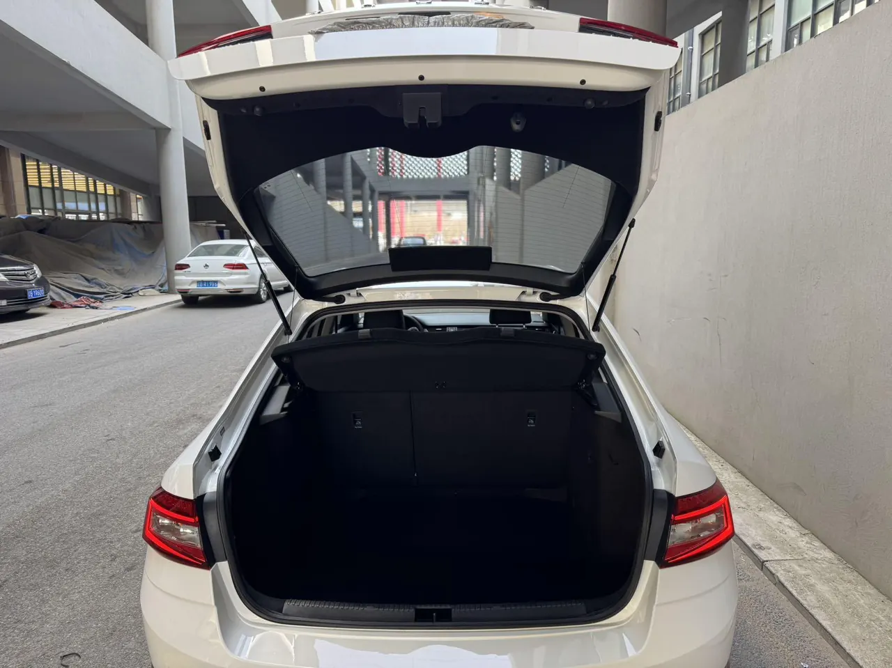 Skoda 2021 Octavia 1.5 Comfort Edition Automatic Gear 18
