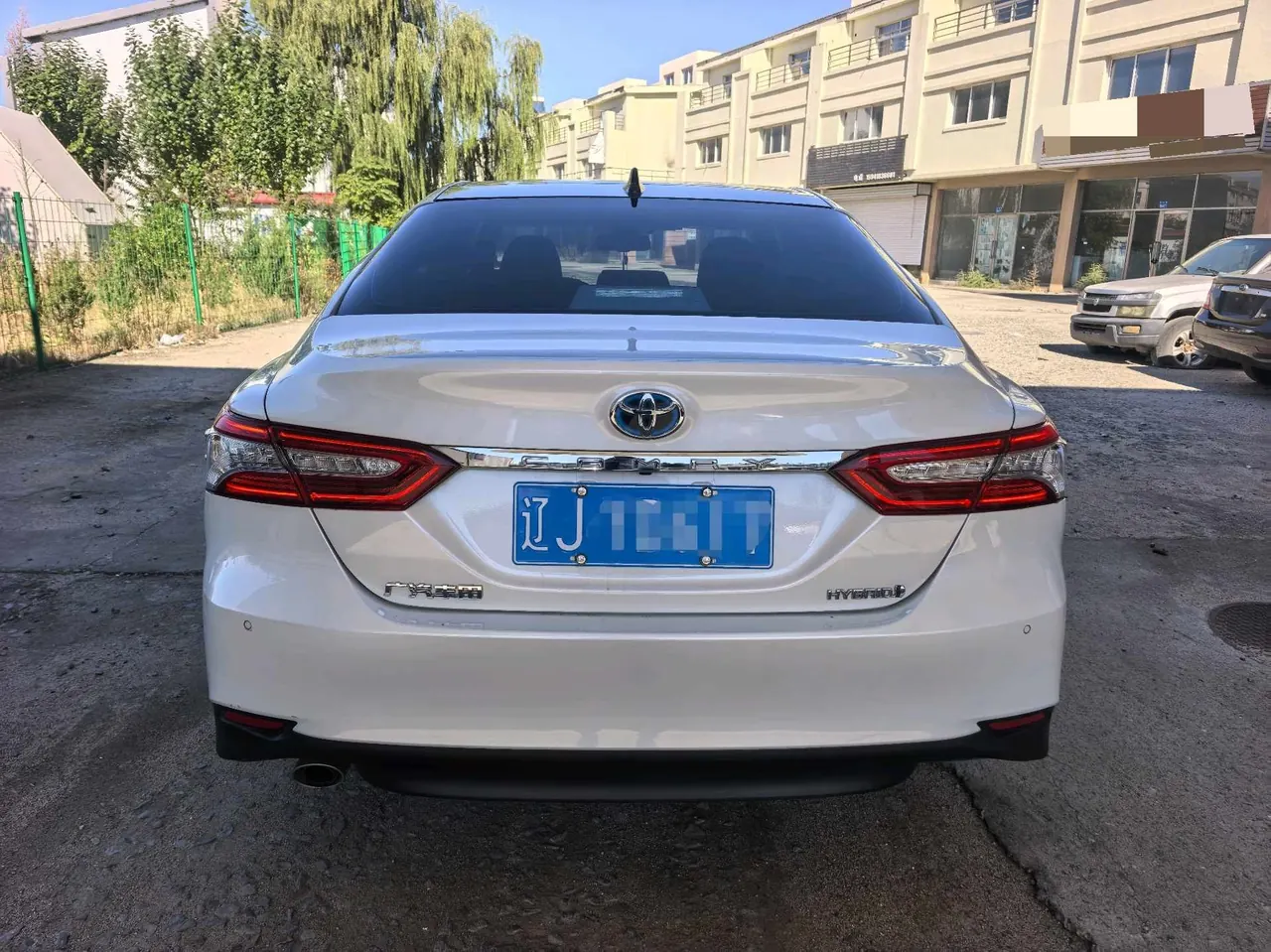 Toyota 2023 Camry Dual Engine 2.5HGVP Stepless Leading Edition Automatic Gear 5