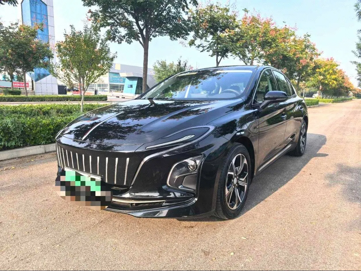 HongQi 2023 E-QM5 Basic Travel Edition (Modified) Automatic Gear - View 1