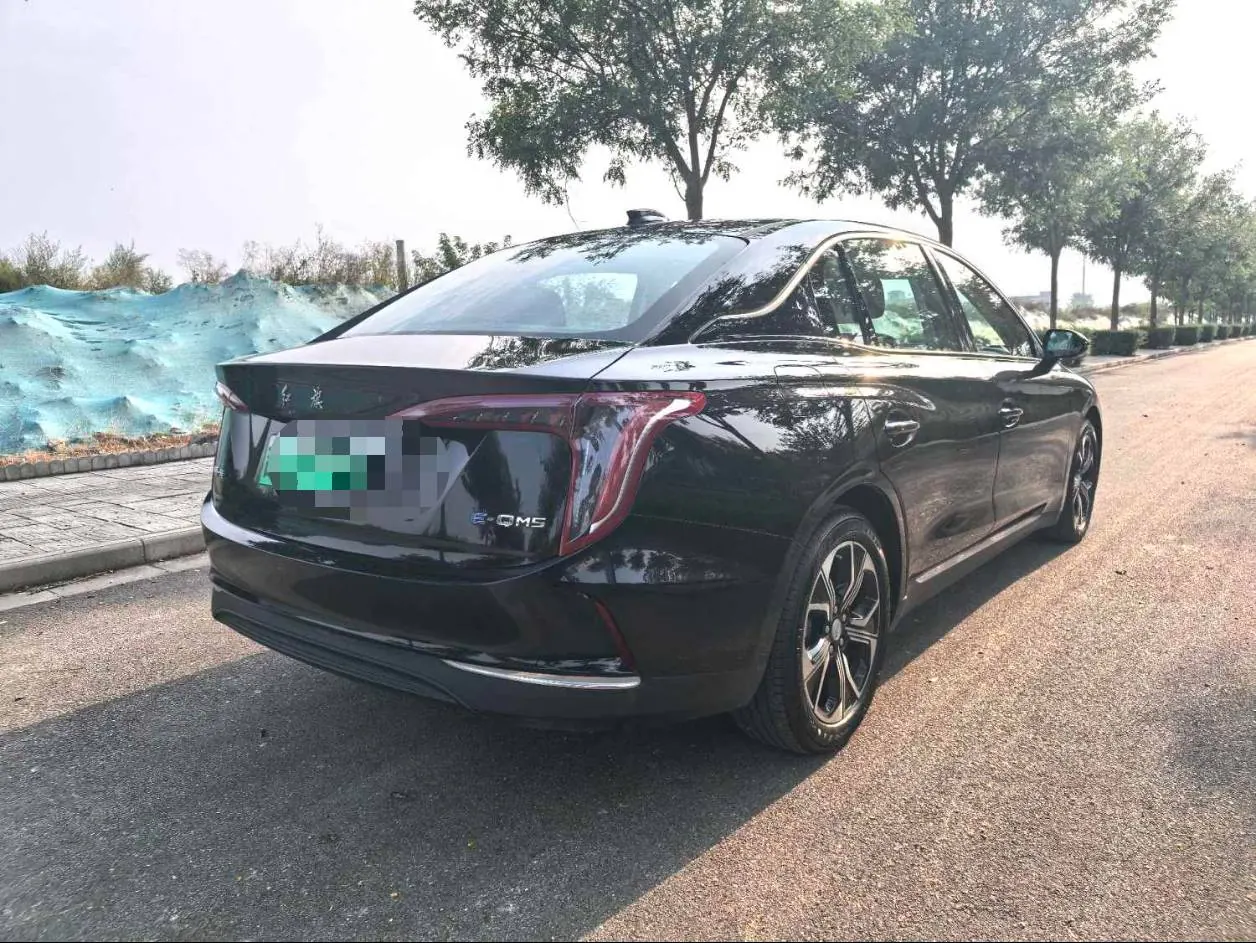 HongQi 2023 E-QM5 Basic Travel Edition (Modified) Automatic Gear 6
