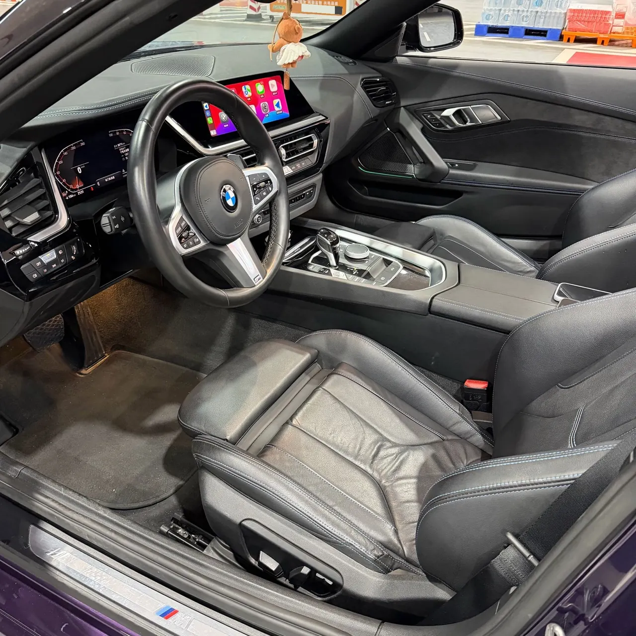 BMW Z4 (Imported) 2023 Z4 sDrive25i 2.0T M Sports Obsidian Night Suit Automatic Gear 3