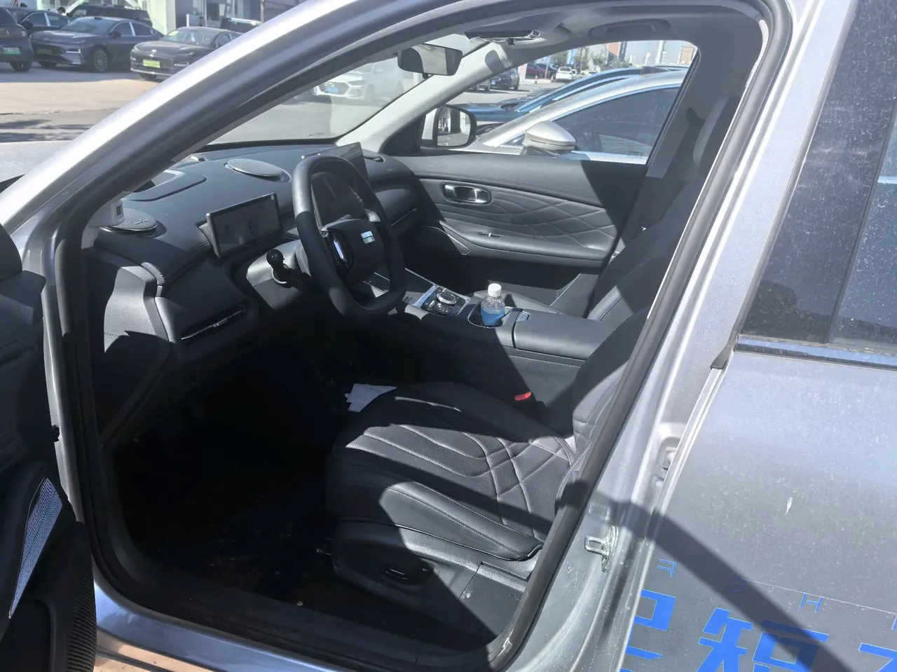 Geely Galaxy 2025 Starship 7 EM-i 1.5 120km Pilot Automatic Gear 2