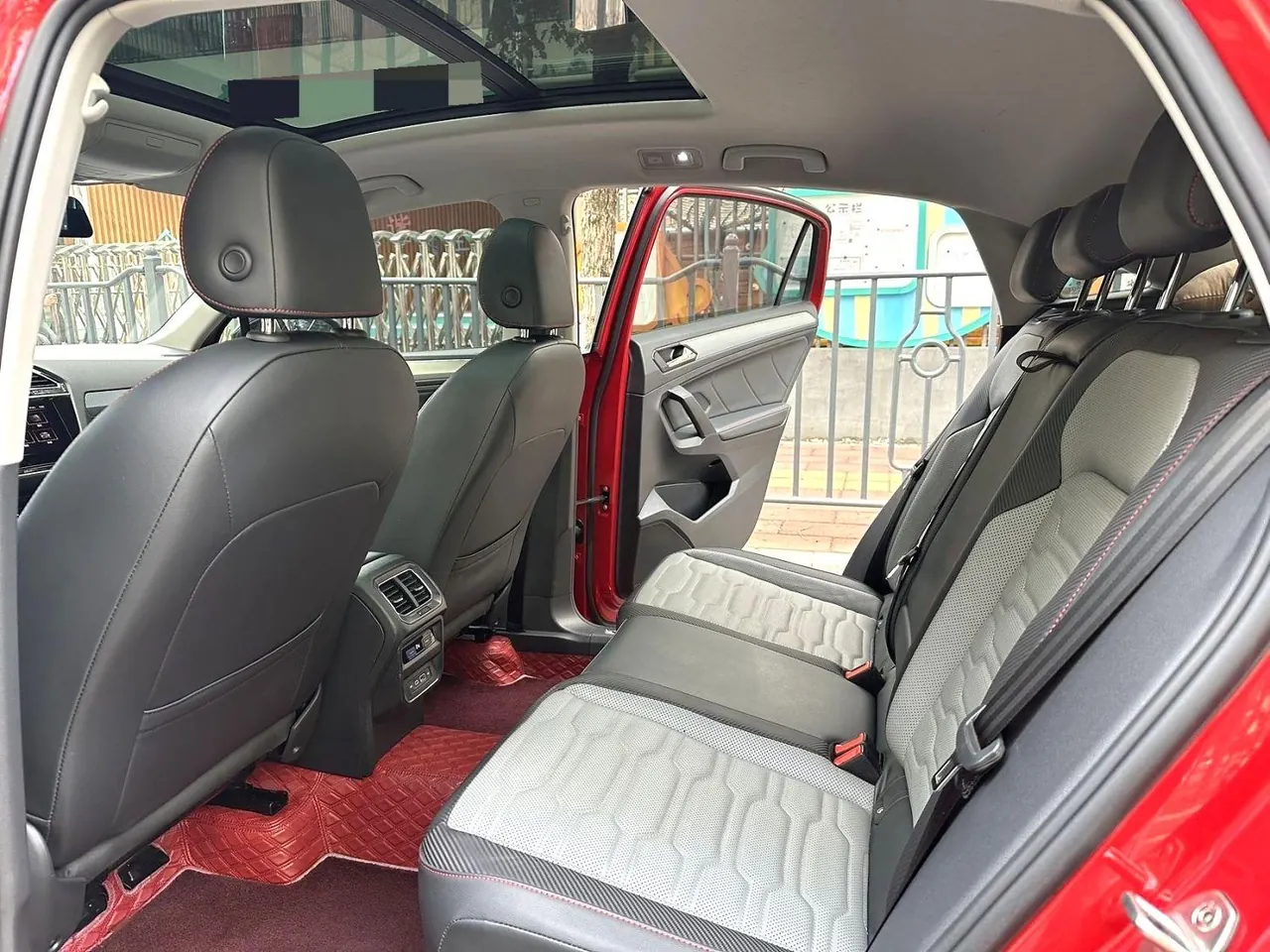 Volkswagen 2021 Tiguan X 2.0TSI 330TSI Two-Drive Respect Ultimate Automatic Gear 6