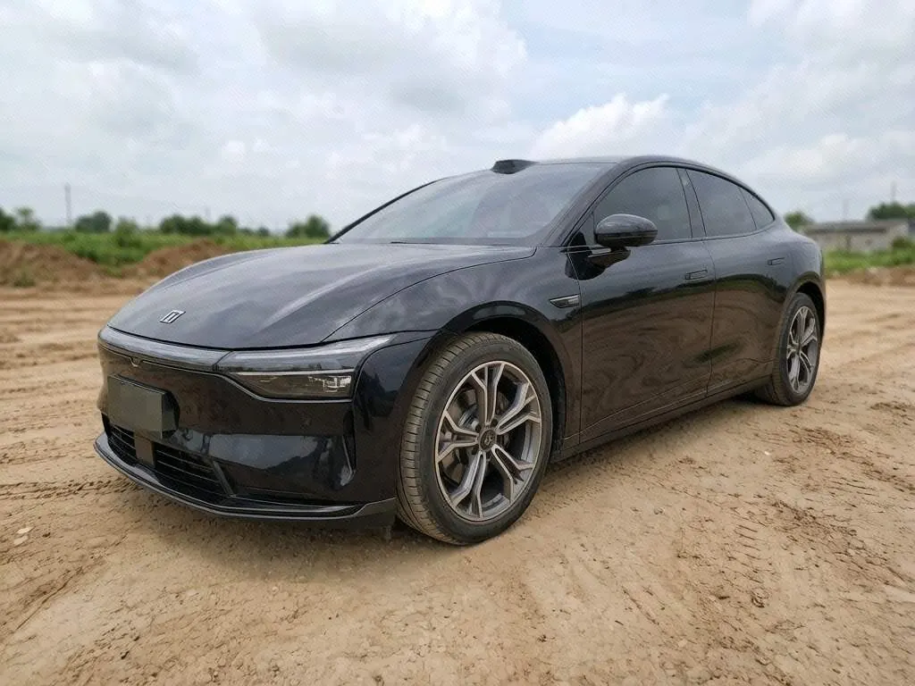 Open image lightbox: Tesla 2025 Model Y long endurance all-wheel drive version (modified) automatic gear