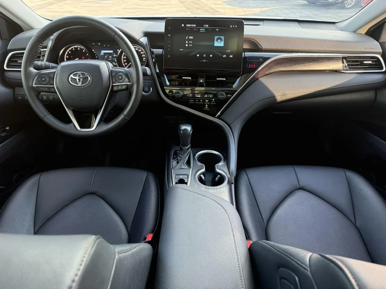 Toyota 2021 Camry 2.0G Stepless Deluxe Edition Automatic Gear 6