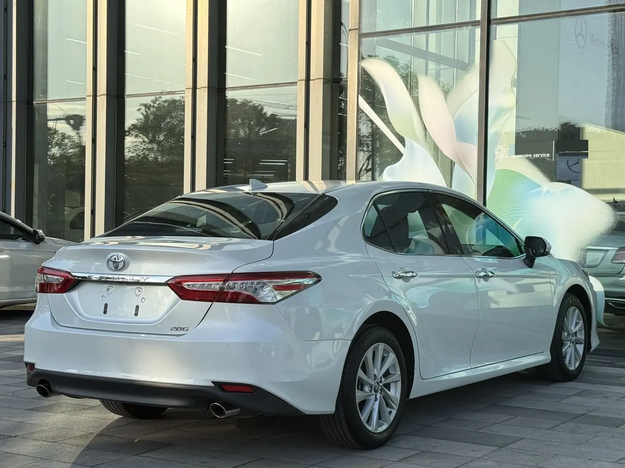 Toyota 2021 Camry 2.0G Stepless Deluxe Edition Automatic Gear 9