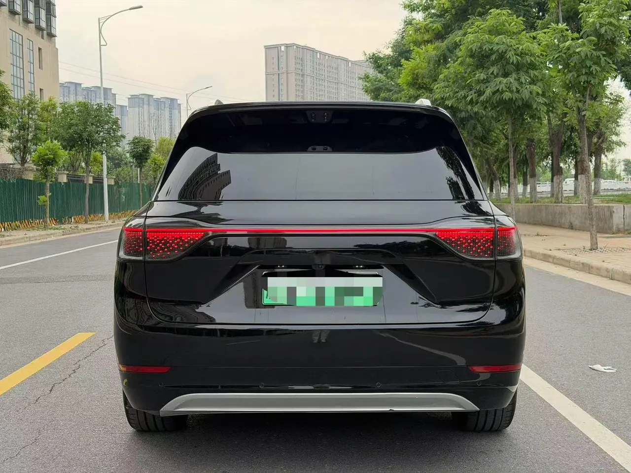 AITO 2025 AITO M9 extended range Ultra version 52kWh 6-seat version (896-line laser Radar) automatic gear 4