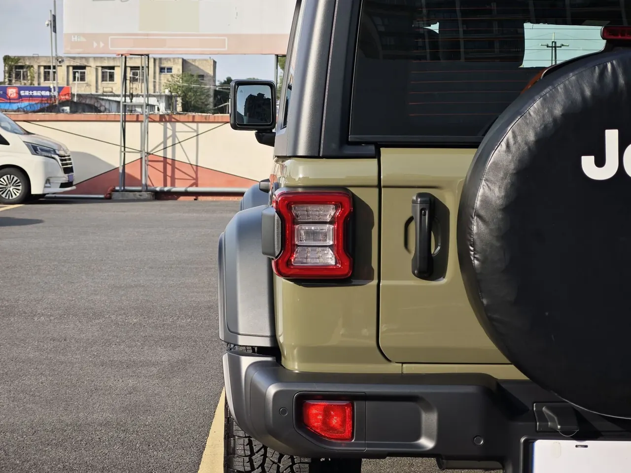 Jeep herdsman (imported) 2025 herdsman 2.0T 41 pays tribute to the two-door automatic gear 5