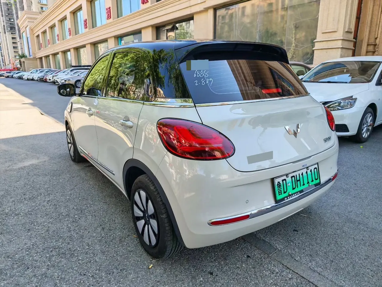WuLing 2023 Plantronics 410km LingBox Exclusive Automatic Transmission 4