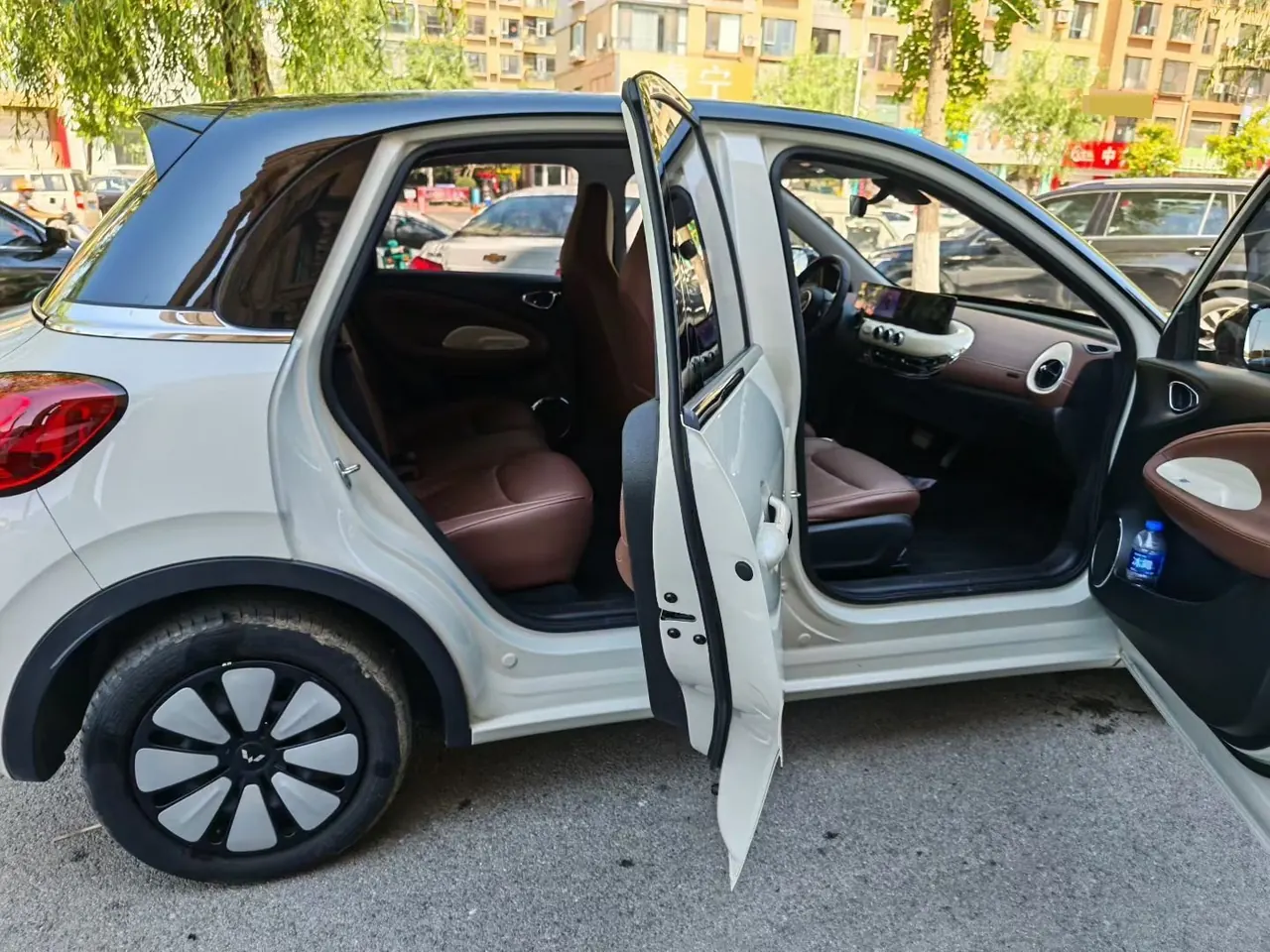 WuLing 2023 Plantronics 410km LingBox Exclusive Automatic Transmission 6