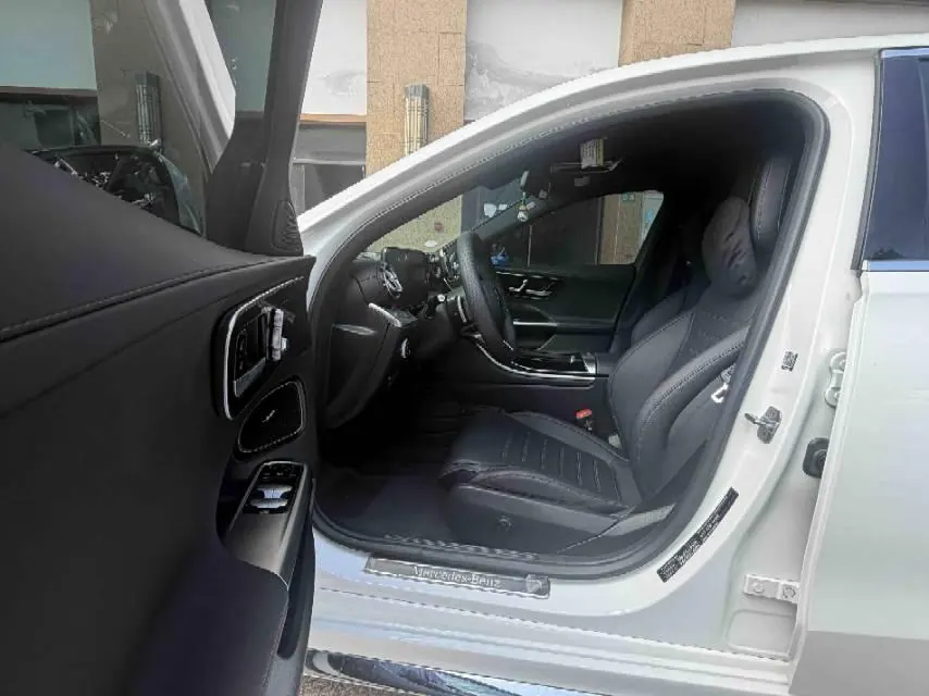 Mercedes Benz Class C 2025 C 260 L 48V 1.5T Sports Edition Automatic Gear 3