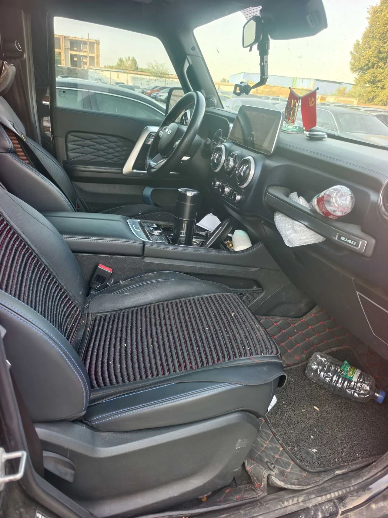 Beijing 2020 BJ40 2.0T 4-wheel drive city hunter version chivalrous automatic gear 4