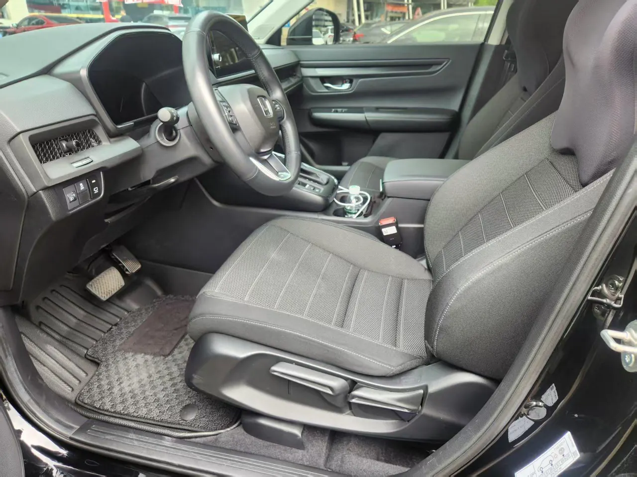 Honda 2023 CR-V 1.5T Stepless 240TURBO Two-Drive Enliveness Edition Automatic Gear 2