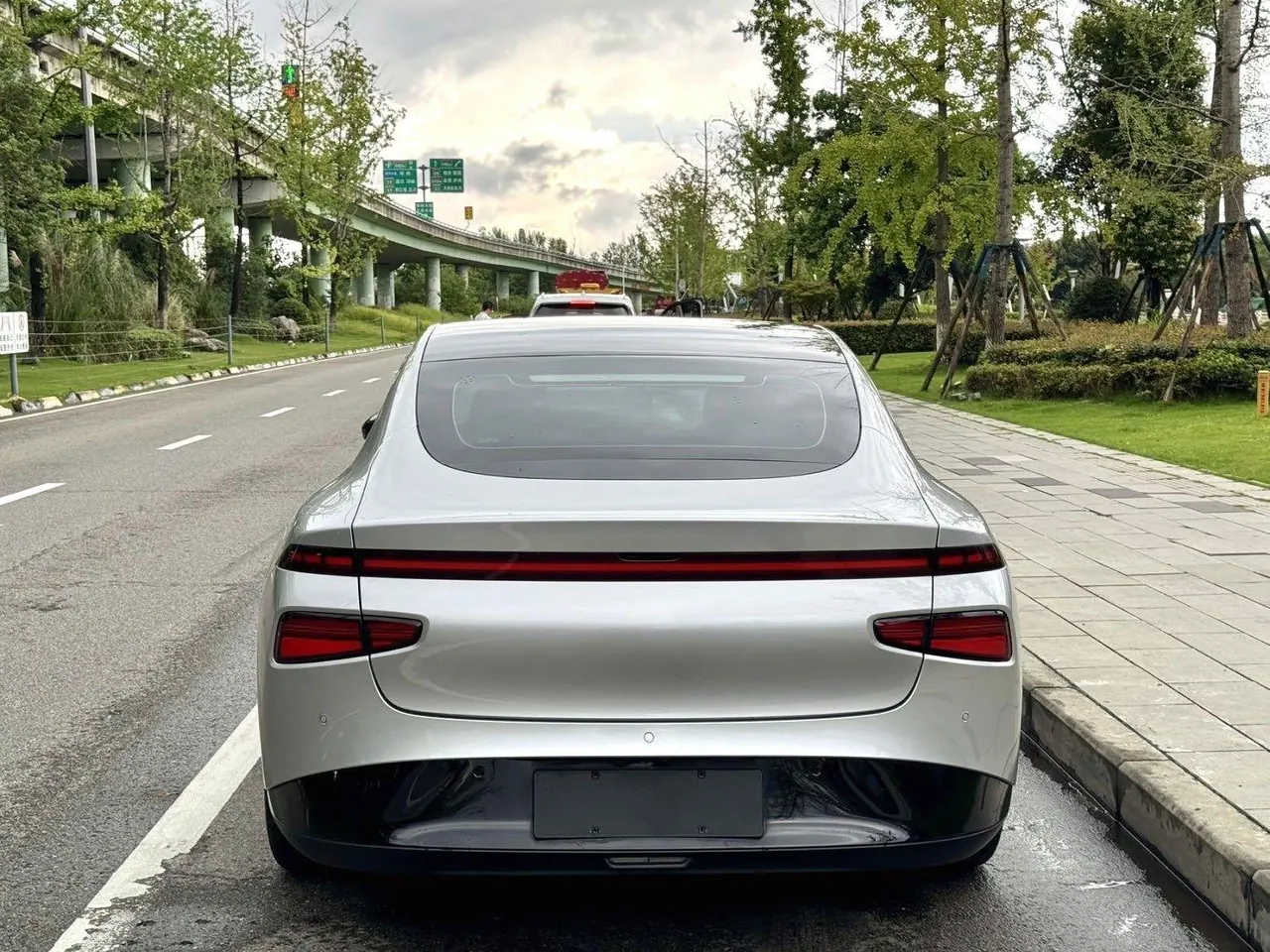Xpeng 2023 P7i 702 Pro Automatic 5