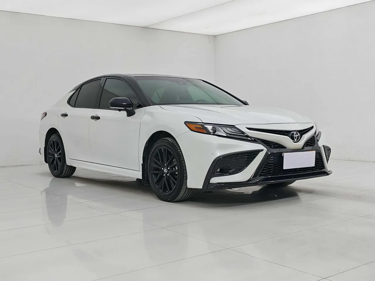 Toyota 2023 Camry 2.0S Stepless Knight Edition Automatic Gear 3