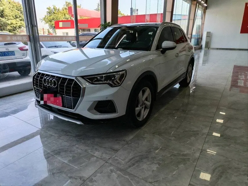 Open image lightbox: Audi 2020 Q3 1.4TFSI 35TFSI Enterprising and Elegant Automatic Gear