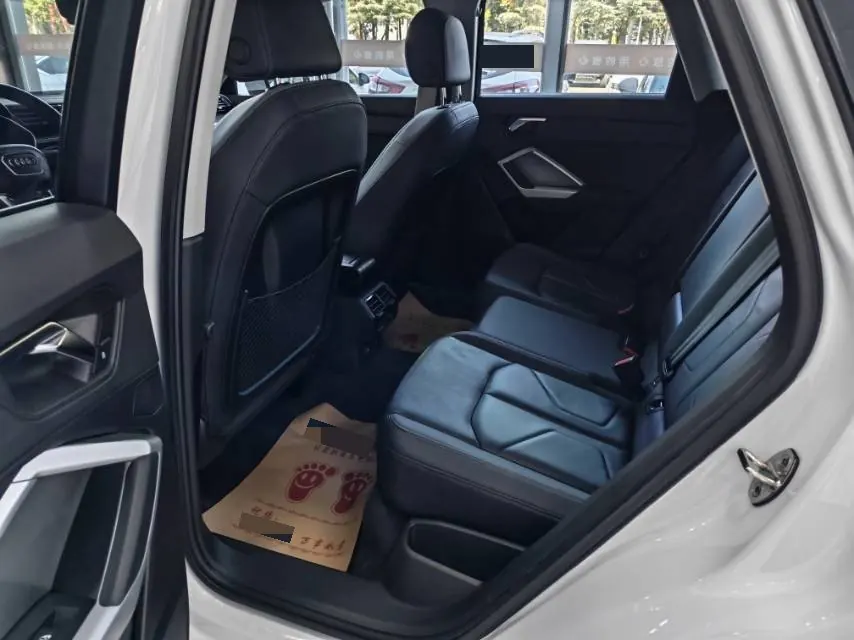 Audi 2020 Q3 1.4TFSI 35TFSI Enterprising and Elegant Automatic Gear 4
