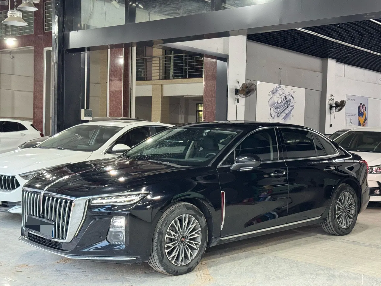 Open image lightbox: HongQi 2025 H5 1.5T Flag Rhyme 500000 Commemorative Automatic Gear